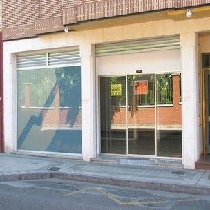 Acristalamiento de estructura comercial en Palencia Acristalamiento de estructura comercial en Palencia